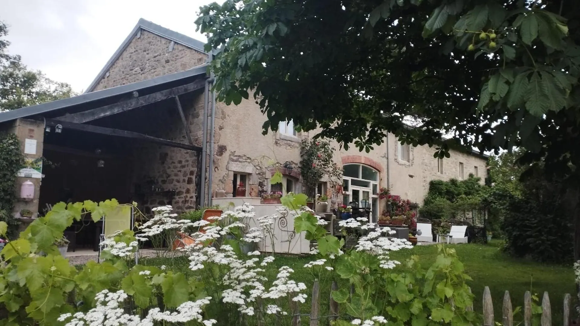 Bed & Breakfast Maison Du Silence Saint-Maurice-pres-Pionsat